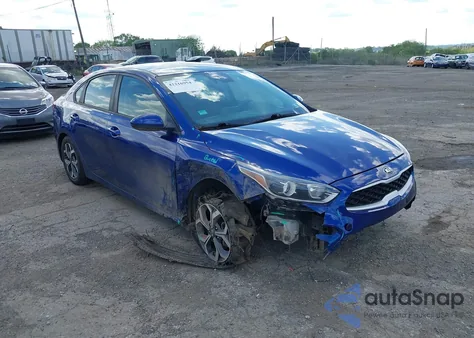 2020 Kia Forte Lxs z USA, uszkodzony, nr VIN 3KPF24AD7LE187522